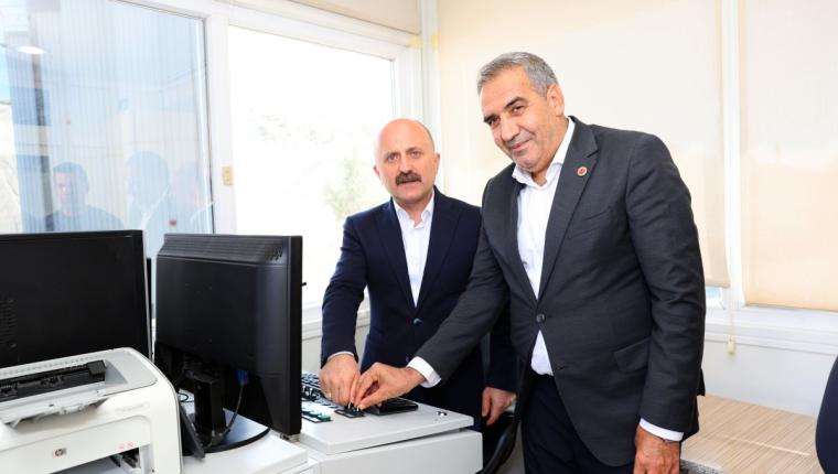 Adıyaman’da asfalt sezonu başladı: İl Özel İdaresi günde 1000 ton üretim yapacak - Videolu Haber