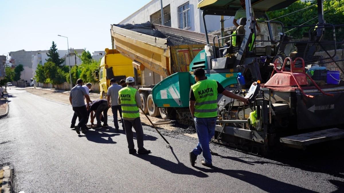 Kahta’da Yol Yapım ve Asfalt Çalışmaları Aralıksız Sürüyor - Videolu Haber