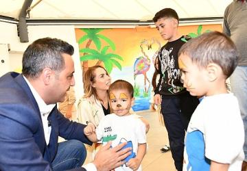 Çiğli'de Miniklere Bayram Sürprizi