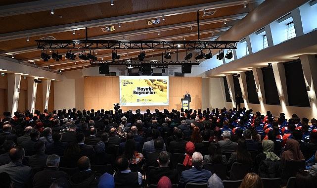 Başkan Altay, Konya Büyükşehir Belediyesi Çalışanlarıyla Bayramlaştı Başkan Altay, Konya Büyükşehir Belediyesi Çalışanlarıyla Bayramlaştı