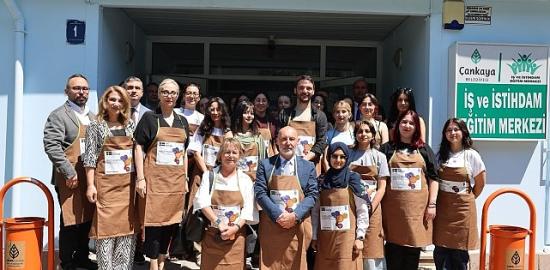 Çankaya'da Genç Kadınlar Eğitimlerle İstihdama Adım Atıyor