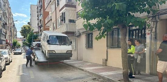 Görüntü Kirliliği ve Risk Oluşturan Hurda Araçlar Kaldırılıyor
