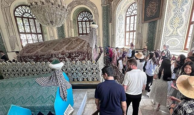 “Genç Seyyah Bursa" Gezisi ile Gençler Tarihin İzini Sürüyor