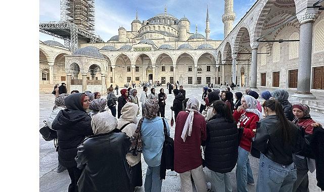 “Atabey Gençliği Ecdadın İzinde" Projesi İki Başkent Arasında Gönül Köprüsü Kuruyor “Atabey Gençliği Ecdadın İzinde" Projesi İki Başkent Arasında Gönül Köprüsü Kuruyor