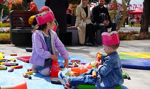 Saraçhane'de Özgürlük ve Demokrasi Şenliği Coşkusu Sürüyor