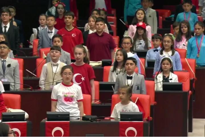 TBMM, Başkanlığı Çocuklara Emanet Etti
