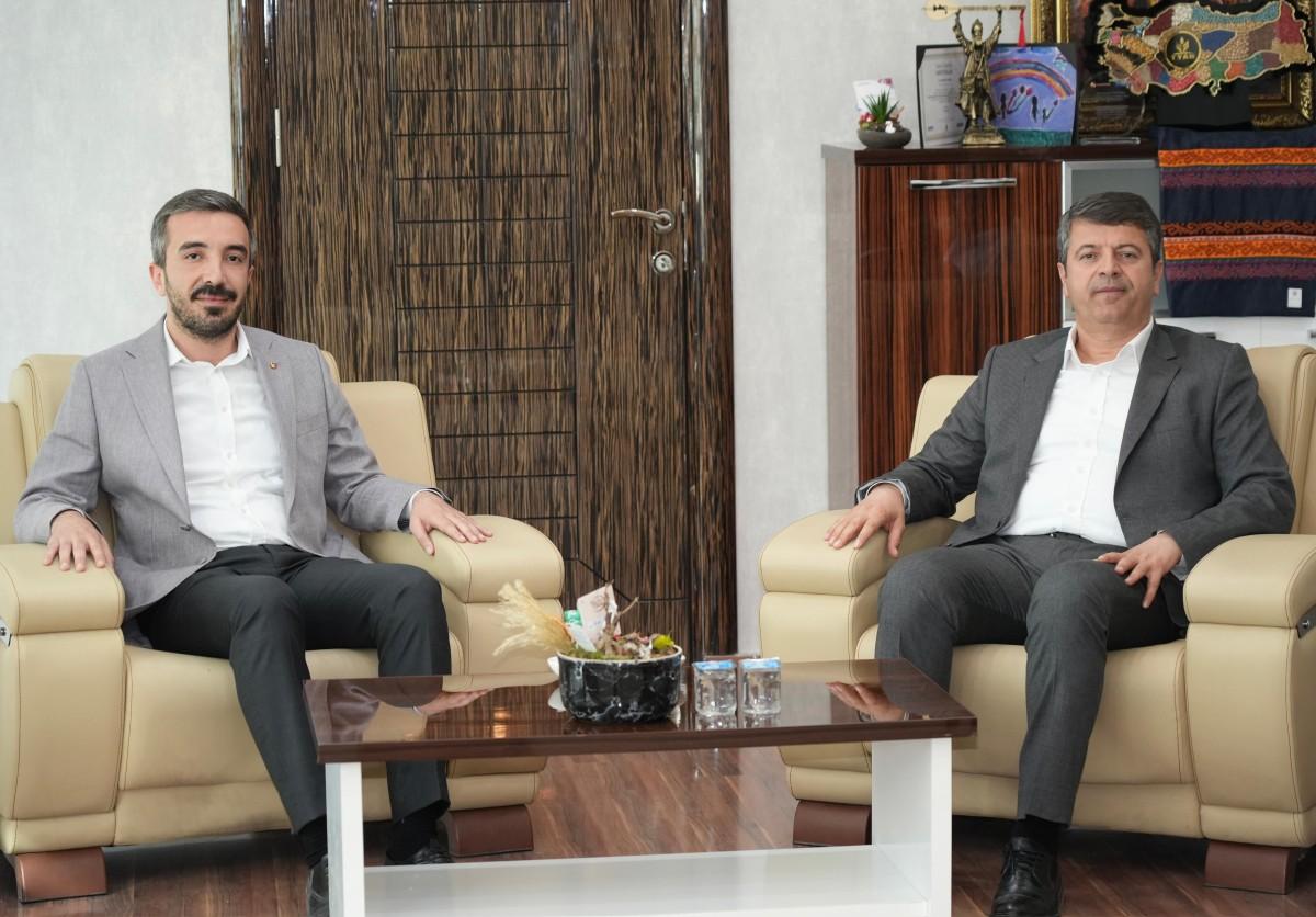 Başkan Tutdere: 'Ortak akılla Adıyaman’ı yeniden inşa edeceğiz' - Videolu Haber Başkan Tutdere: 'Ortak akılla Adıyaman’ı yeniden inşa edeceğiz' - Videolu Haber
