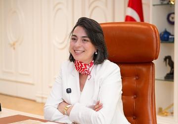 23 Nisan Ulusal Egemenlik ve Çocuk Bayramı dolayısıyla öğrenciler Üsküdar Belediye Başkanı Sinem Dedetaş'ı ziyaret etti.