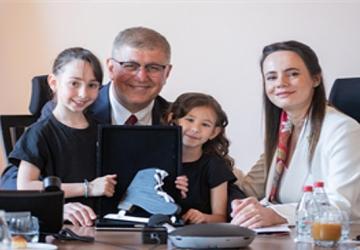 Başkan Tugay'ın koltuğunu emanet ettiği Derin'den çevre mesajı