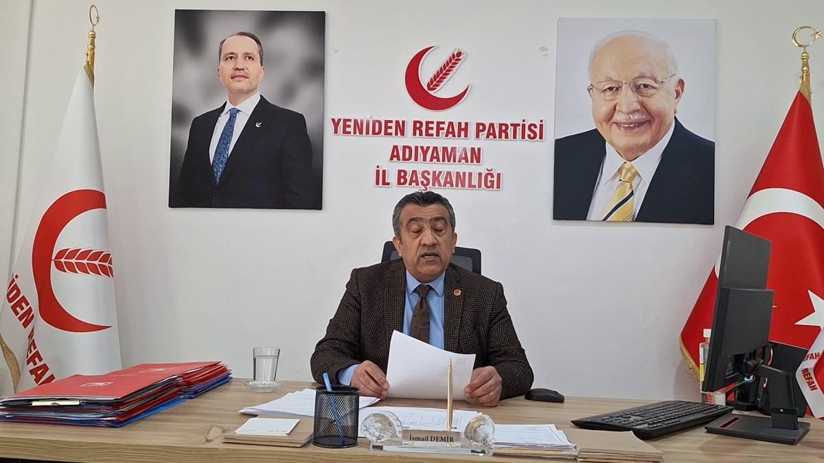 Yeniden Refah İl Başkanı İsmail Demir: 'Gençler evlenemiyor, çiftçi kan ağlıyor' - Videolu Haber Yeniden Refah İl Başkanı İsmail Demir: 'Gençler evlenemiyor, çiftçi kan ağlıyor' - Videolu Haber