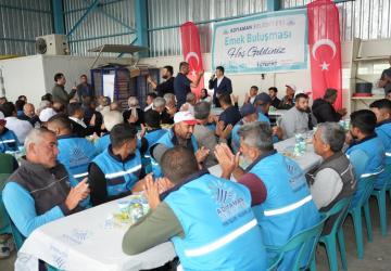Başkan Tutdere, 1 Mayıs’ı belediye emekçileriyle kutladı: 'Ben de bu kente hizmet eden bir işçiyim' - Videolu Haber