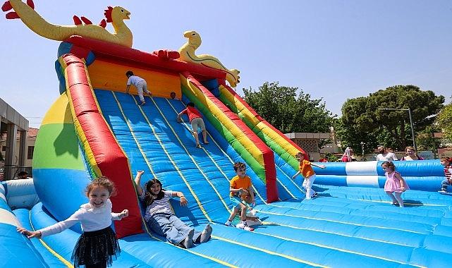 Buca'da 23 Nisan Çocuk Festivali coşkuyla geçti