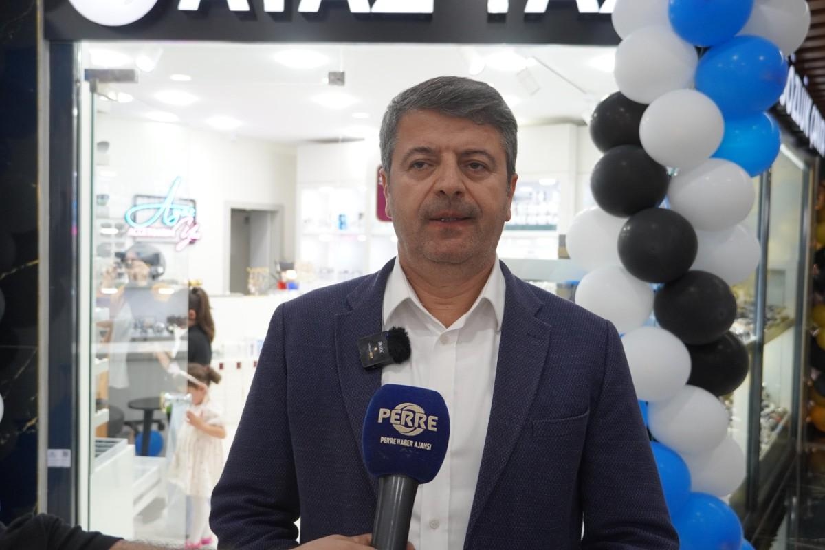 Tutdere Aryon AVM açılışında konuştu: 'Adıyaman’ın ayağa kalkması için yatırıma, işe, aş’a ihtiyaç var' - Videolu Haber Tutdere Aryon AVM açılışında konuştu: 'Adıyaman’ın ayağa kalkması için yatırıma, işe, aş’a ihtiyaç var' - Videolu Haber