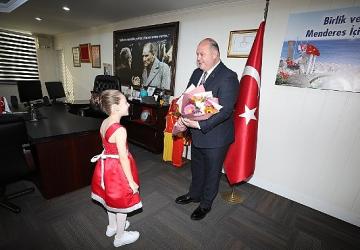 Menderes'te Makam Çocuklara Emanet