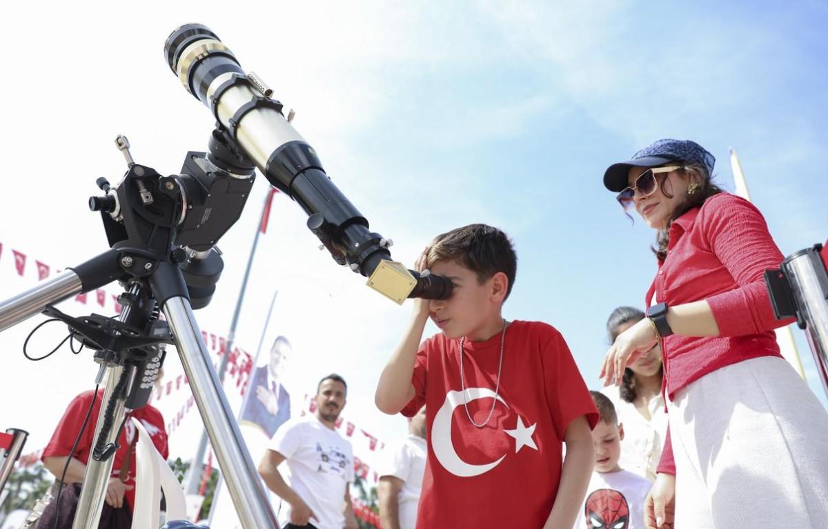 Mersin Uluslararası Çocuk Festivali, Renkli Gösterilerle Son Buldu Mersin Uluslararası Çocuk Festivali, Renkli Gösterilerle Son Buldu