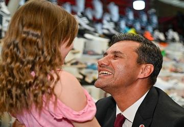 Başkan Zeyrek: “Çocuklarımız İçin Barışın, Huzurun ve Güvenin Egemen Olduğu Bir Gelecek İnşa Etmekle Yükümlüyüz"