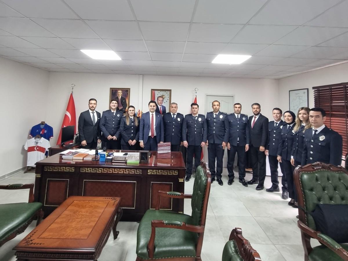 Gölbaşı İlçe Emniyet Müdürü Gönül'den Kaymakam Seyhan'a ziyaret Gölbaşı İlçe Emniyet Müdürü Gönül'den Kaymakam Seyhan'a ziyaret