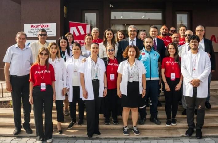 AKUT Vakfı’ndan Hatay’da Sağlık Hizmetlerine Destek AKUT Vakfı’ndan Hatay’da Sağlık Hizmetlerine Destek