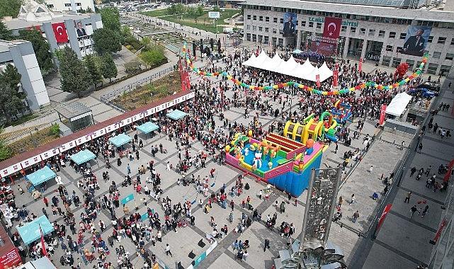 Çocukların bayramı Nilüfer'de büyük sevinçle kutlandı