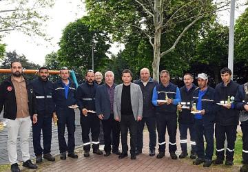 Başkan Erkan Aydın 1 Mayıs'ta emekçilerin yanında