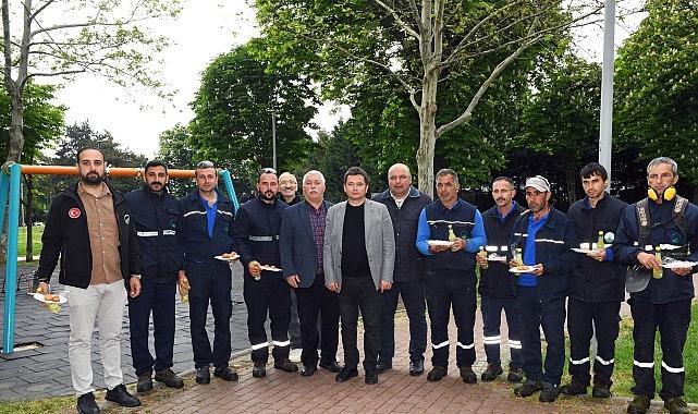 Başkan Erkan Aydın 1 Mayıs'ta emekçilerin yanında