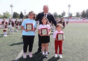 Urla'da geleceğin başkanları projelerini açıkladı