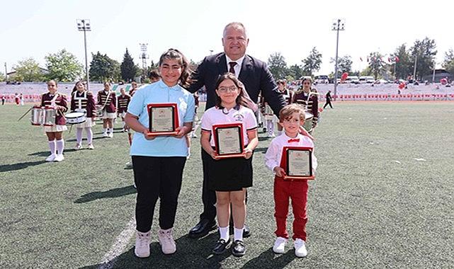 Urla'da geleceğin başkanları projelerini açıkladı