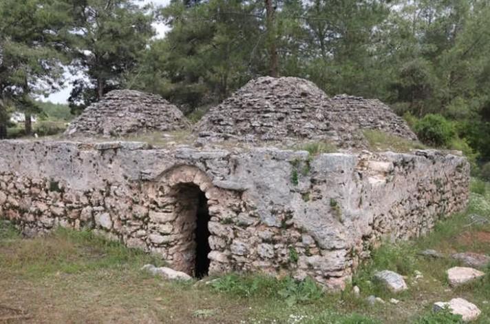 Antalya'da Tarihi Dört Kubbeli Su Sarnıcı Restore Ediliyor Antalya'da Tarihi Dört Kubbeli Su Sarnıcı Restore Ediliyor