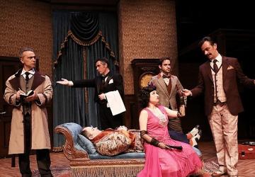 Londra'dan Broadway'e Bol Ödüllü Komedi “Yoldan Çıkan Oyun" Seyirciyle Buluşuyor