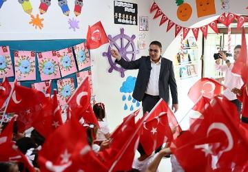 Yiğit, anaokulu öğrencilerinin 23 Nisan coşkusuna ortak oldu