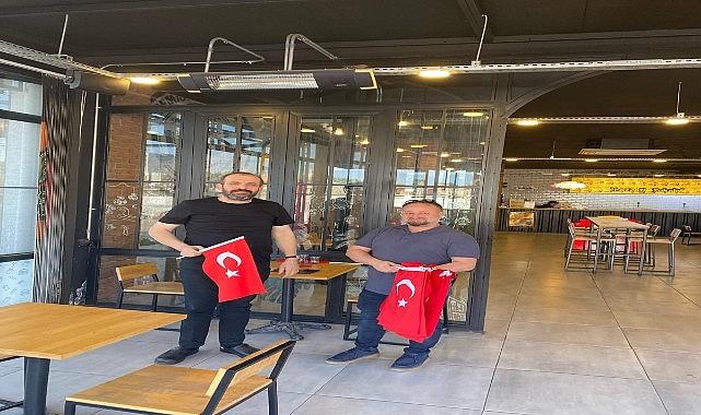 Büyükşehir'den esnafa 23 Nisan jesti