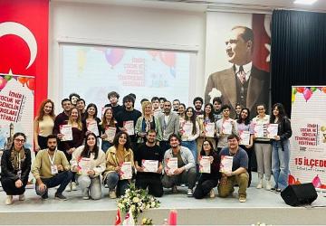 İzmir Çocuk ve Gençlik Tiyatroları Festivali 19 Nisan'da Efes Selçuk'ta