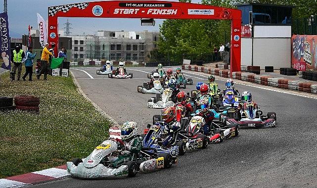 Karting Heyecanı Tuzla'da Yaşandı Karting Heyecanı Tuzla'da Yaşandı