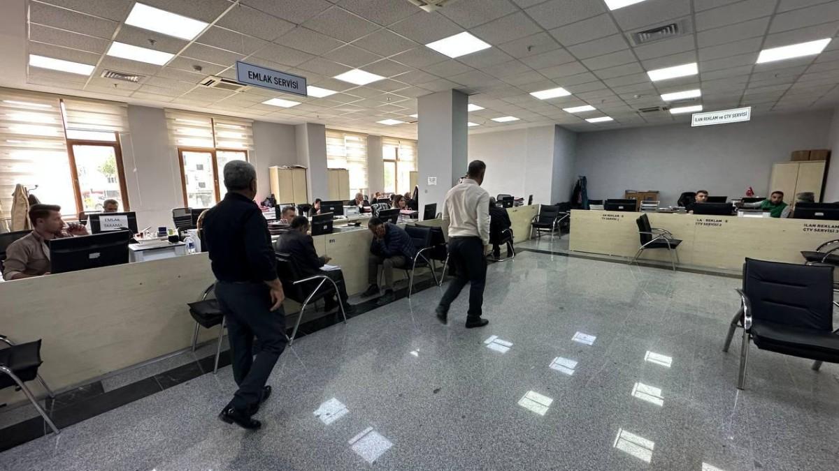 1 yılda 7 bin 300 yeni su abonesi, Tutdere: 'Altyapıyı güçlendiriyor, yaşamı kolaylaştırıyoruz' - Videolu Haber 1 yılda 7 bin 300 yeni su abonesi, Tutdere: 'Altyapıyı güçlendiriyor, yaşamı kolaylaştırıyoruz' - Videolu Haber