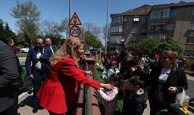 Bakırköy Belediyesi depreme karşı tüm birimleriyle sahada Bakırköy Belediyesi depreme karşı tüm birimleriyle sahada