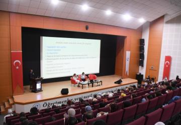 ADYÜ'de 'Turizm ve Stratejiler' paneli: 'Nemrut’un gölgesinde marka şehir vurgusu'