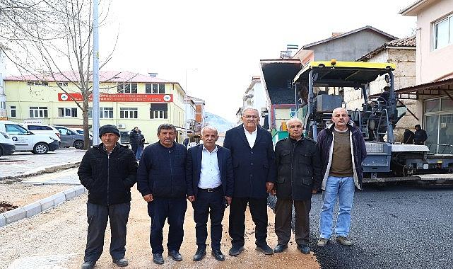 Büyükşehir Belediyesi'nden Gündoğmuş'a sıcak asfalt Büyükşehir Belediyesi'nden Gündoğmuş'a sıcak asfalt