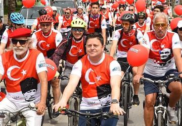 Kadıköy'de 19 Mayıs Coşkusu