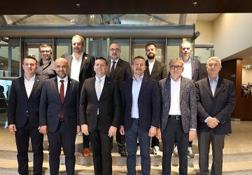 Deri sektöründe ihracatın yıldızları ödüllerine kavuştu