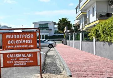 Antalya Muratpaşa'da Kaldırım Çalışmaları Sürüyor