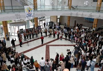 21 Nevit Kodallı Çoksesli Korolar Festivali'nde 7 şehirden 1800 korist sahne aldı