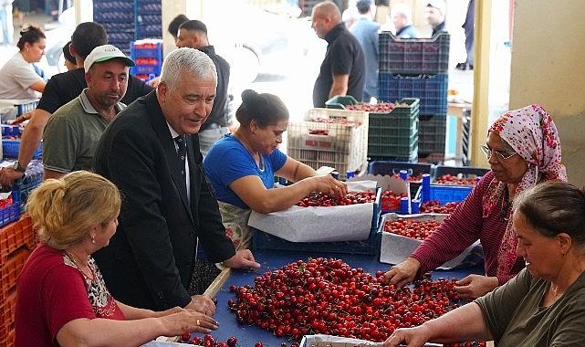 Başkan Türkmen Sahada Başkan Türkmen Sahada