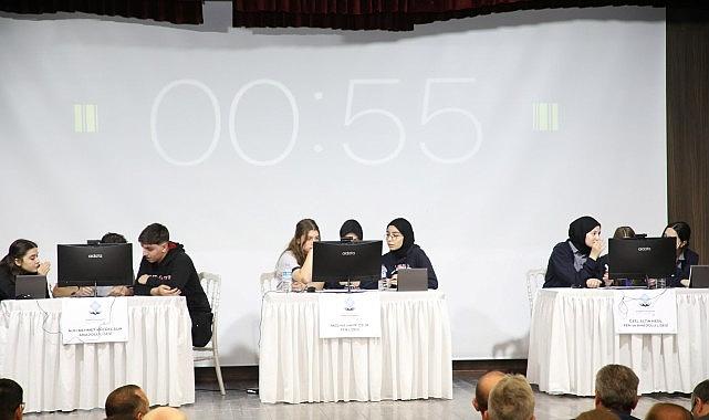 Lise Öğrencileri İnegöl'e Dair Bilgilerini Yarıştırdı