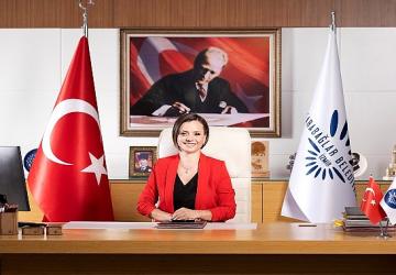 İş arayan ve işverenler Karabağlar İstihdam Günleri'nde Buluşuyor