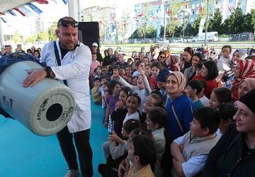 Bilim Şov, 23 Nisan'a renk kattı