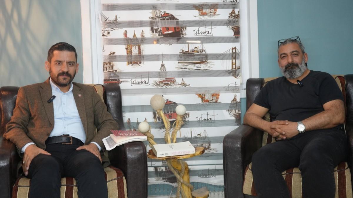 Türk Ocakları Şube Başkanı Zenginoğlu: '3 Mayıs, kimlik karmaşası karşısında bir millet uyanışıdır' - Videolu Haber Türk Ocakları Şube Başkanı Zenginoğlu: '3 Mayıs, kimlik karmaşası karşısında bir millet uyanışıdır' - Videolu Haber