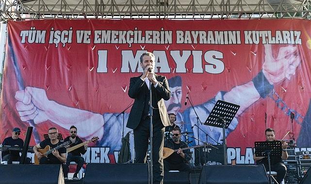 Başkan Abdullah Özyiğit, 1 Mayıs'ta emekçilerle yürüdü Başkan Abdullah Özyiğit, 1 Mayıs'ta emekçilerle yürüdü