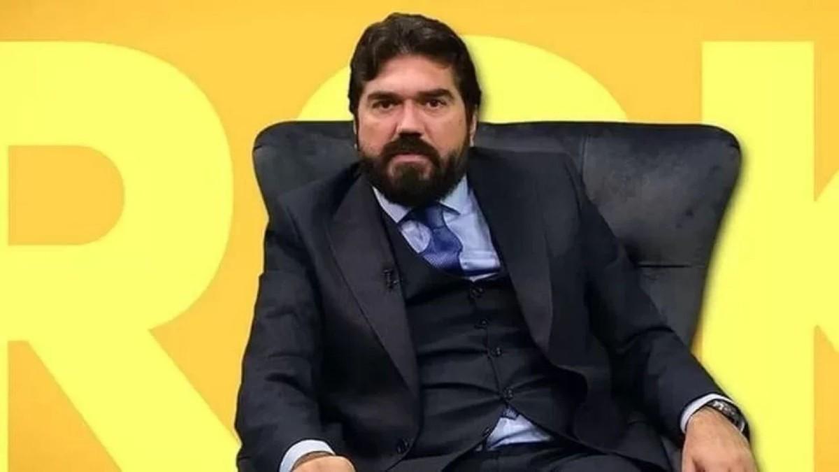 Rasim Ozan Kütahyalı gözaltına alındı Rasim Ozan Kütahyalı gözaltına alındı