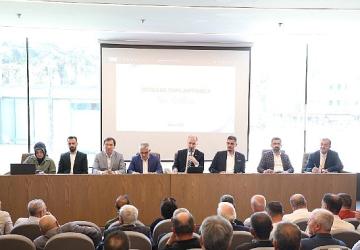 İnegöl Belediyesi'nde Muhtarlarla İstişare Toplantısı