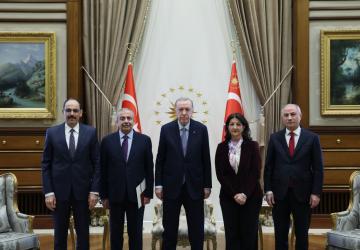 Cumhurbaşkanı Erdoğan, DEM Parti İmralı Heyeti’ni Beştepe’de kabul etti